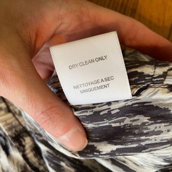 Black, White, and Gray Silk Joie Shorts in Size Medium - Picture 5 of 9